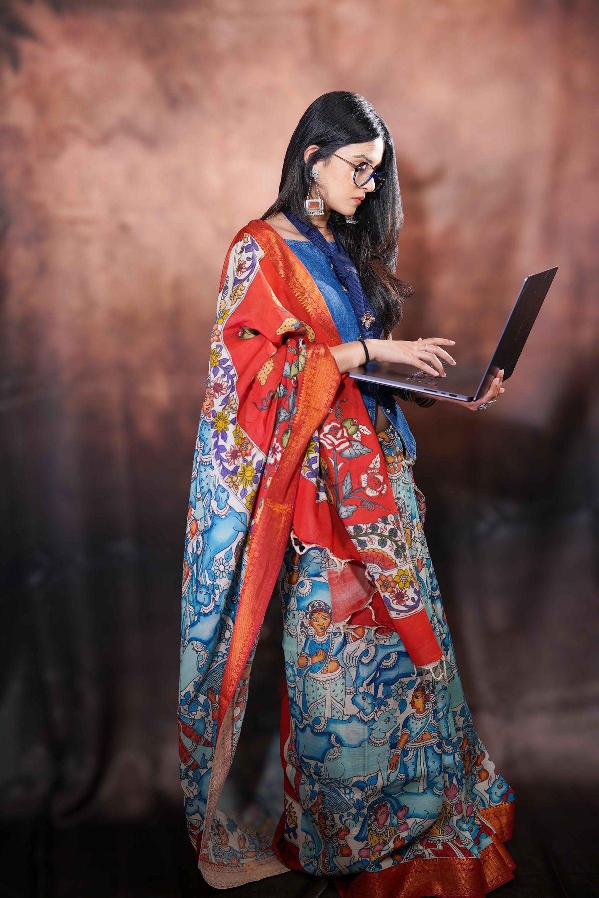 Shyāmsundari — Handpainted Kalamkari Saree