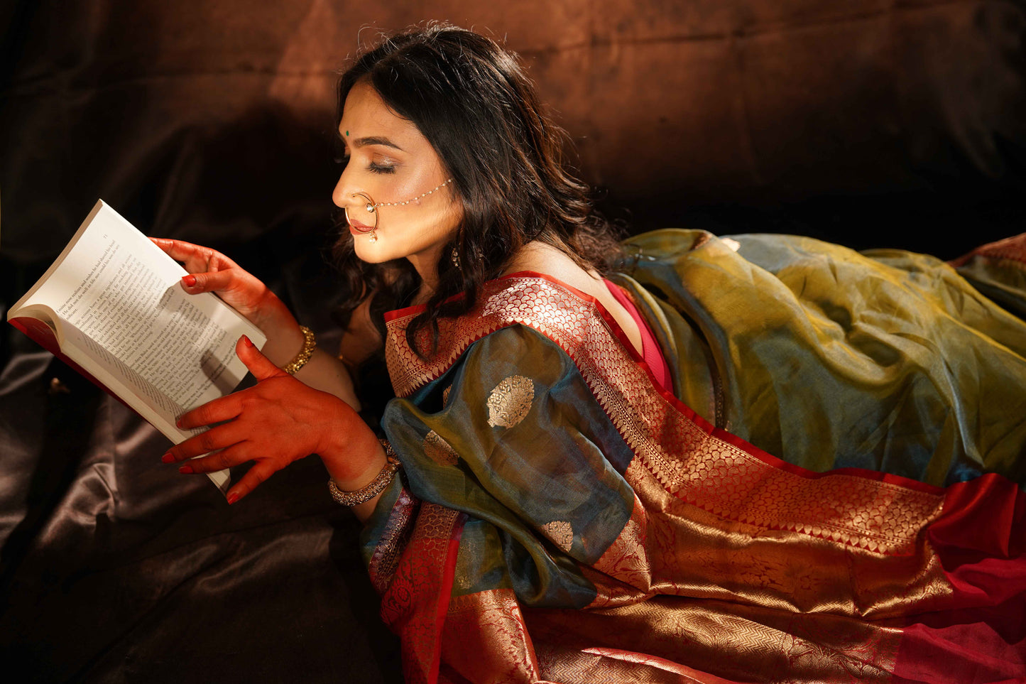 Vanahilā — Green Chanderi Silk Saree with Red Border