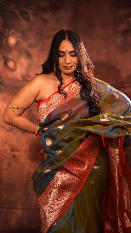 Vanahilā — Green Chanderi Silk Saree with Red Border