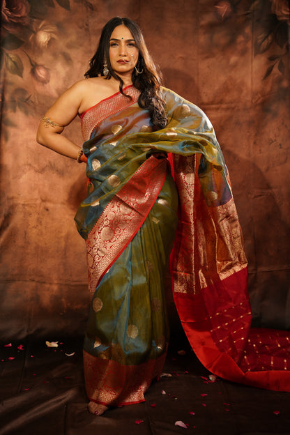 Vanahilā — Green Chanderi Silk Saree with Red Border