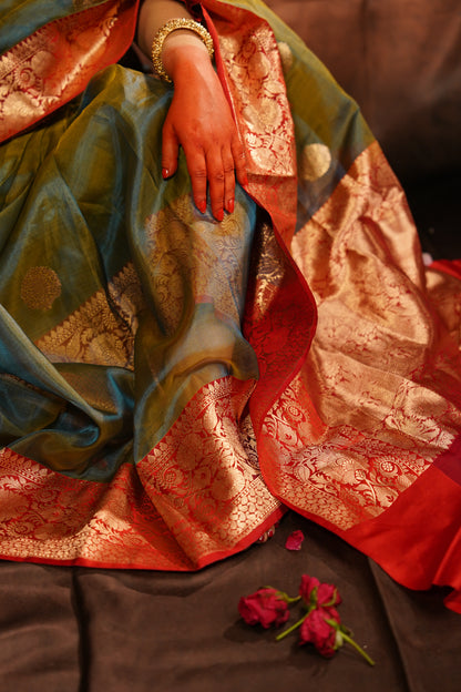 Vanahilā — Green Chanderi Silk Saree with Red Border