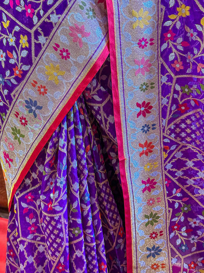 Kusumlata — Pure Handwoven Kora Jamdani Saree with Silver Jaari