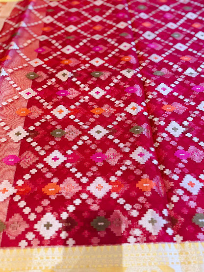 Rangmanjari — Bamboo Kora Saree in Magenta-Red with Multicolour Patola Weave & Lace Border