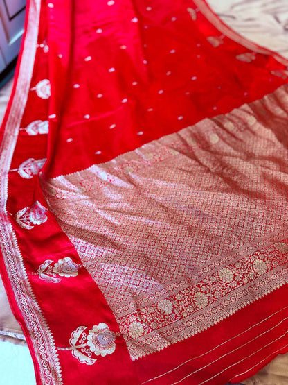 Aamrapali — Raw Mango Silk Saree in Bright Red with Zari Floral Border